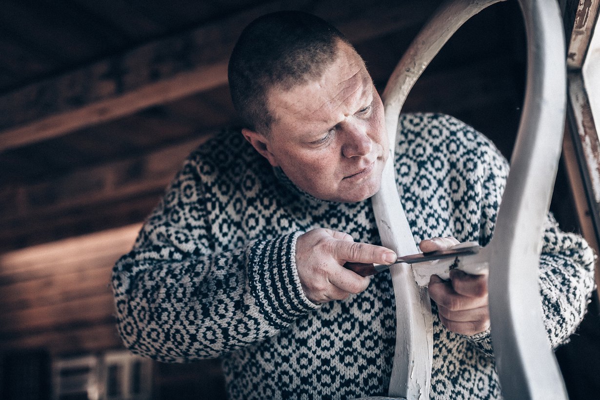 Vesa ja Mirva arvostavat perinteisiä käsityötaitoja.