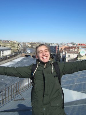 Vsevolod vei toimittajan ja h&auml;nen yst&auml;v&auml;ns&auml; huhtikuussa unohtumattomalle kattokierrokselle.