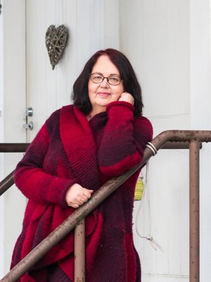 Maire Soiluva tapaa miesystäväänsä joka viikko. Yhteyttä he pitävät päivittäin.