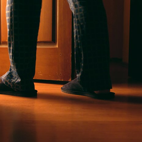 Jos mies ravaa yöllä vessassa, syynä voi olla eturauhasen liikakasvu.