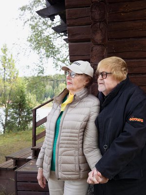 Carita ei arvannut ensivierailulla Maimianniemessä syksyllä 1966, miten pitkä suhde paikkaan syntyisi.