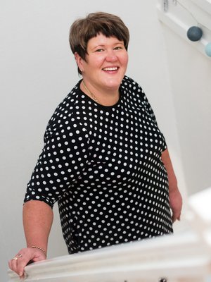 ”Kaikki lapseni tarvitsevat erityistukea. Pikkuhiljaa olen oppinut, että omaankin jaksamiseen pitää panostaa, sijaisäitinä toimiva Piia Klink sanoo.