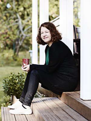 Kun ex-mies hiljattain vaihtoi asuntoa, Johanna Alasuutari auttoi häntä muutossa. ”Tuntui luontevalta tarjota hänelle käyttämättä jääneitä mattojamme.”