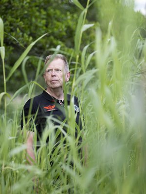 – Pitkän toipumisen jälkeen pystyn jälleen purjehtimaan, mökkeilemään ja moottoripyöräilemään. Voin taas heittää 15 kilon repun selkääni ja lähteä vaeltamaan, Mikko Salo sanoo.