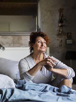 Huolet vaikuttavat Heidi Heralan yö uneen. Hän tasoittaa tarvittaessa päivä väsymystä iltapäivänokosilla.