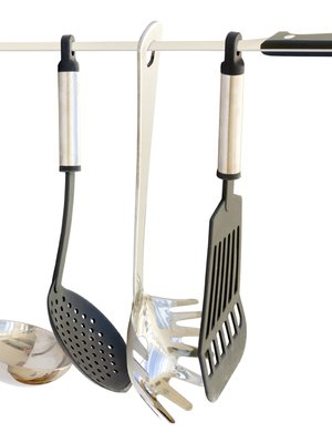 Verkkokaupasta tilataan paljon keittiövälineitä. Varsinkin ulkomaan tilausten kanssa on syytä lukea ehdot jatkossa entistä tarkemmin.