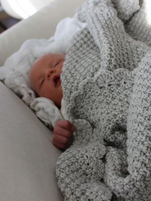 Vauvanpeiton kuvasi lempääläinen Mirjam Virta. Kännykälläkin saa otettua hienoja käsityökuvia, kun itse kuvaan malttaa panostaa hieman. 