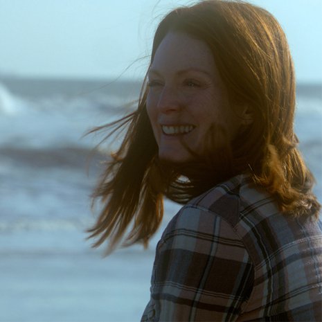 Julianne Moore on voittanut Oscar- ja Golden Globe -palkinnot roolistaan Edelleen Alice -elokuvassa.