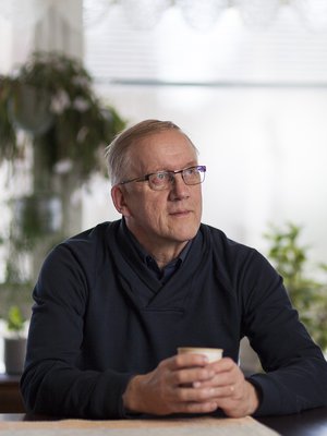 Urho Mäkäräinen asuu edelleen Ristijärvellä, Kaisan syntymäpitäjässä.