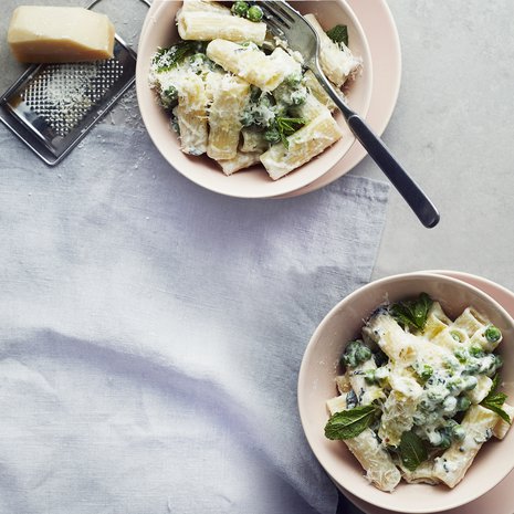 Maailman helpoin juustokastike: raasta ja sekoita!