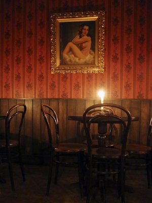 Stagger Lee leikkii salakapakkaa.