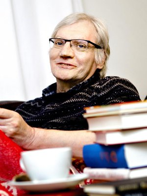 Kai Hedmanin elämän vahvoja puolia ovat työ ja kirjoittaminen.