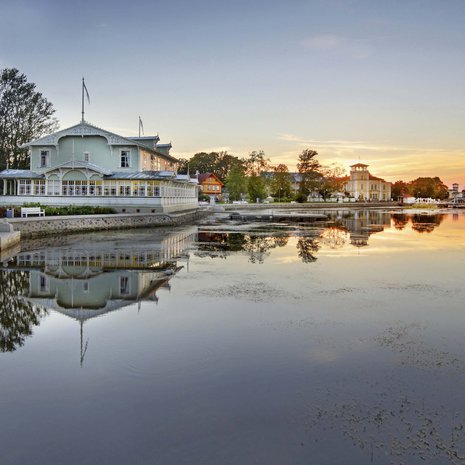 Korea Kuursaal on Haapsaluin rantapromenadin keskipiste.