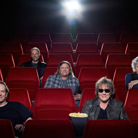 Vasemmalta Pantse Syrjä, Aku Syrjä, Sami Ruusukallio, Martti Syrjä ja Juha Torvinen.