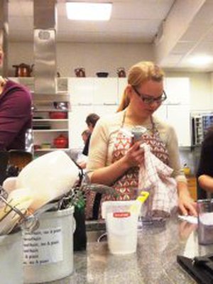 Tämä kuva ei ole arjenhallintakurssilta, vaan tavalliselta ruokakurssilta. 