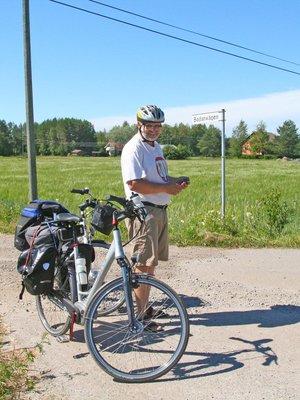 Helmikuussa tapahtuneen huijauksen jälkeen Börje on tehnyt jo pieniä nettiostoksia.