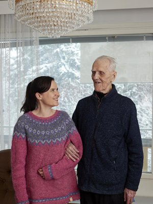 Rainer Saloniemi on Anna Sillanpään vaari ja yksi elämän turvallisimmista ihmisistä.