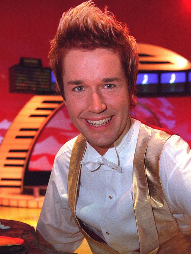 Marco Bjurström vuonna 2001 BumtsiBum-ohjelman 100. juhlajaksossa. 