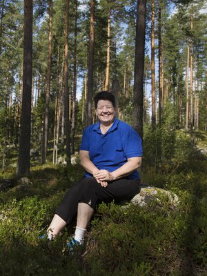 – Lopetan koskenlaskun sitten, kun löytyy mies, joka pesee minut siinä hommassa, Rauni Hietanen sanoo.