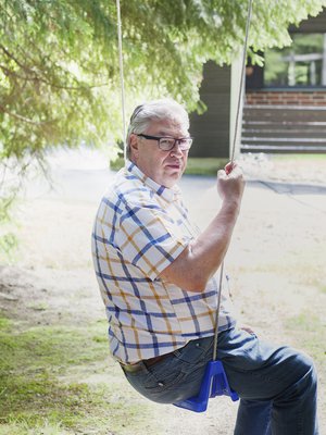 ”Nuorempi siskopuoleni vältteli tapaamista. Viimein saimme sovittua treffit kahvilaan”, Heikki Valtanen kertoo.