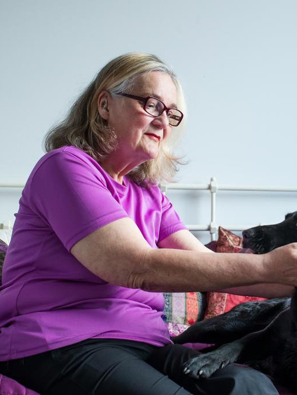 Aini Stenroos kertoo sairauskierteestään ET-lehden numerossa 11/2017.