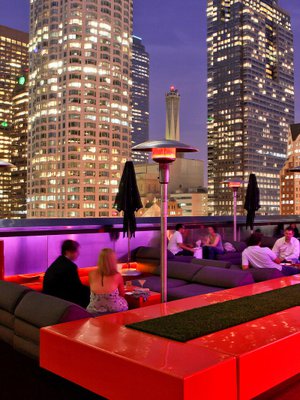 The Standard sijaitsee Los Angelesin keskustassa.