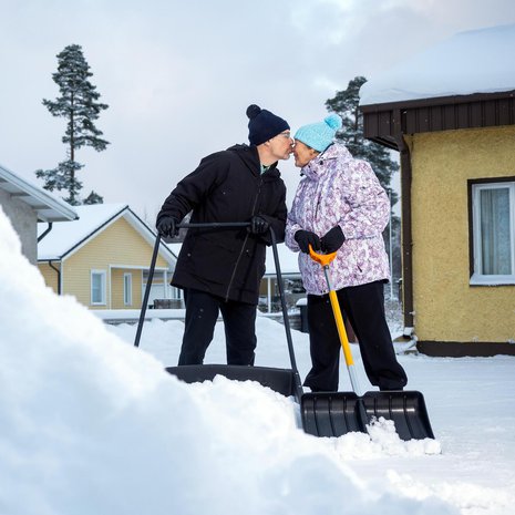 – Vihdoin löysimme meille sopivan tavan elää yhdessä, Helena Kovero sanoo. Puoliso Heikki on samaa mieltä.