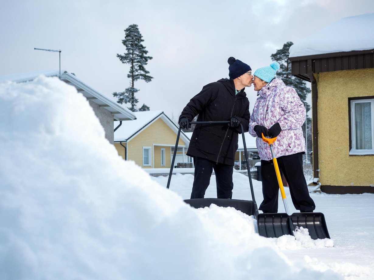 – Vihdoin löysimme meille sopivan tavan elää yhdessä, Helena Kovero sanoo. Puoliso Heikki on samaa mieltä.