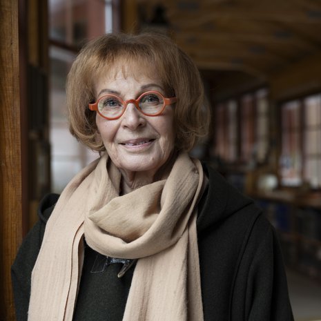 Kaari Utrio ei enää kirjoita kirjoja, mutta tarinoi seuraajilleen Facebookissa. "Olen synnynnäinen leirinuotioiden tarinankertoja."