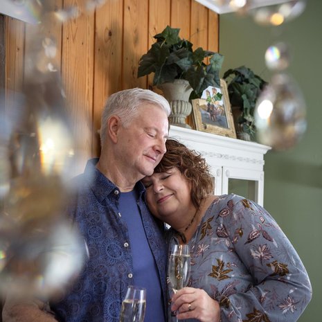 Stewart ja  Raili kilistivät 25-vuotishääpäivälleen.