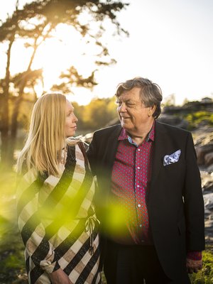 Marja ja Tarmo Kunnas ovat pitäneet kiinni yhteisistä ruoka-ajoista myös lasten lähdettyä kotoa.