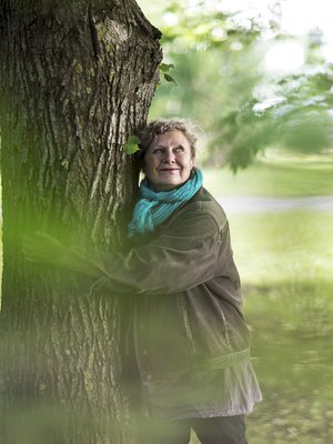 Taina Repoa ja hänen veljeään yhdistää rakkaus kirjoittamiseen.