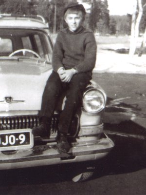 Mauri Vääräniemi aloitti pirssimiehen työt 18-vuotiaana Taivalkoskella.