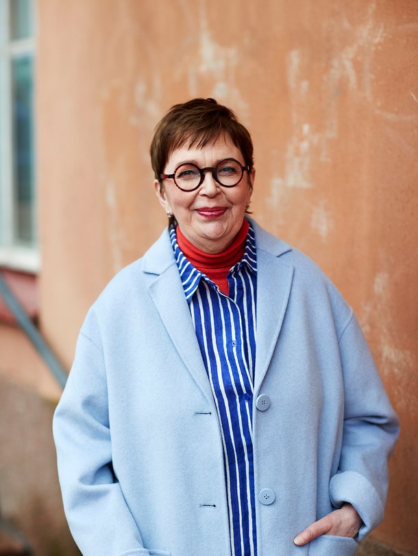 Kati Tervo täyttää kesällä 70 vuotta. "Minussa on sisäinen rauha kaikkien kipujen ja melskeen keskellä, ja olen oppinut luottamaan itseeni."