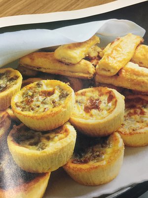 Kuva ET-lehdestä 10/1990