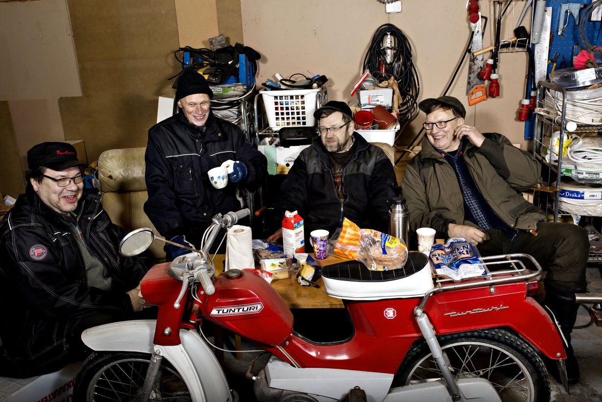 "Klubi" on tärkeä paikka Tapio Alatalolle ja hänen ystävilleen.