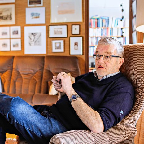 Matti J. Kuronen sanoo edelleen toipuvansa perhettään kohdanneista sairauksista.