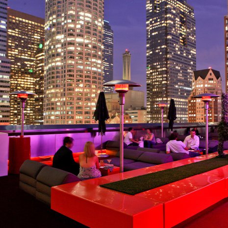 The Standard sijaitsee Los Angelesin keskustassa.