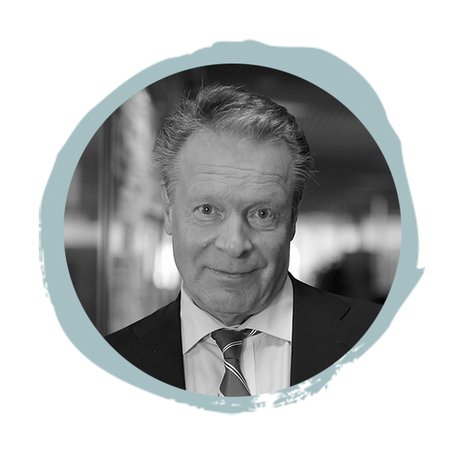 Kansanedustaja Ilkka Kanerva, 70, on pisimpään eduskunnassa ollut poliitikko. Hän on ollut siellä vuodesta 1975.