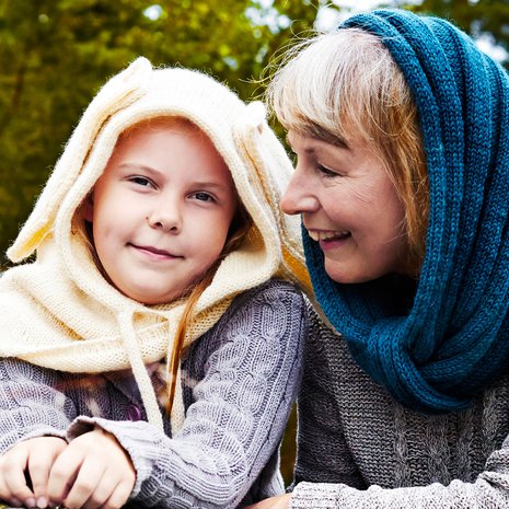 Malleina isoäiti Seija ja tyttärentytär Rafaela.