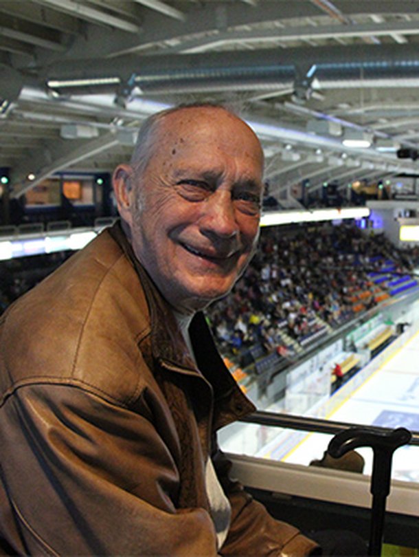 Jääkiekkolegenda Matti "Mölli" Keinonen, 75, voitti urallaan kaksi SM-kultaa ja valmentajana kaksi SM-hopeaa.