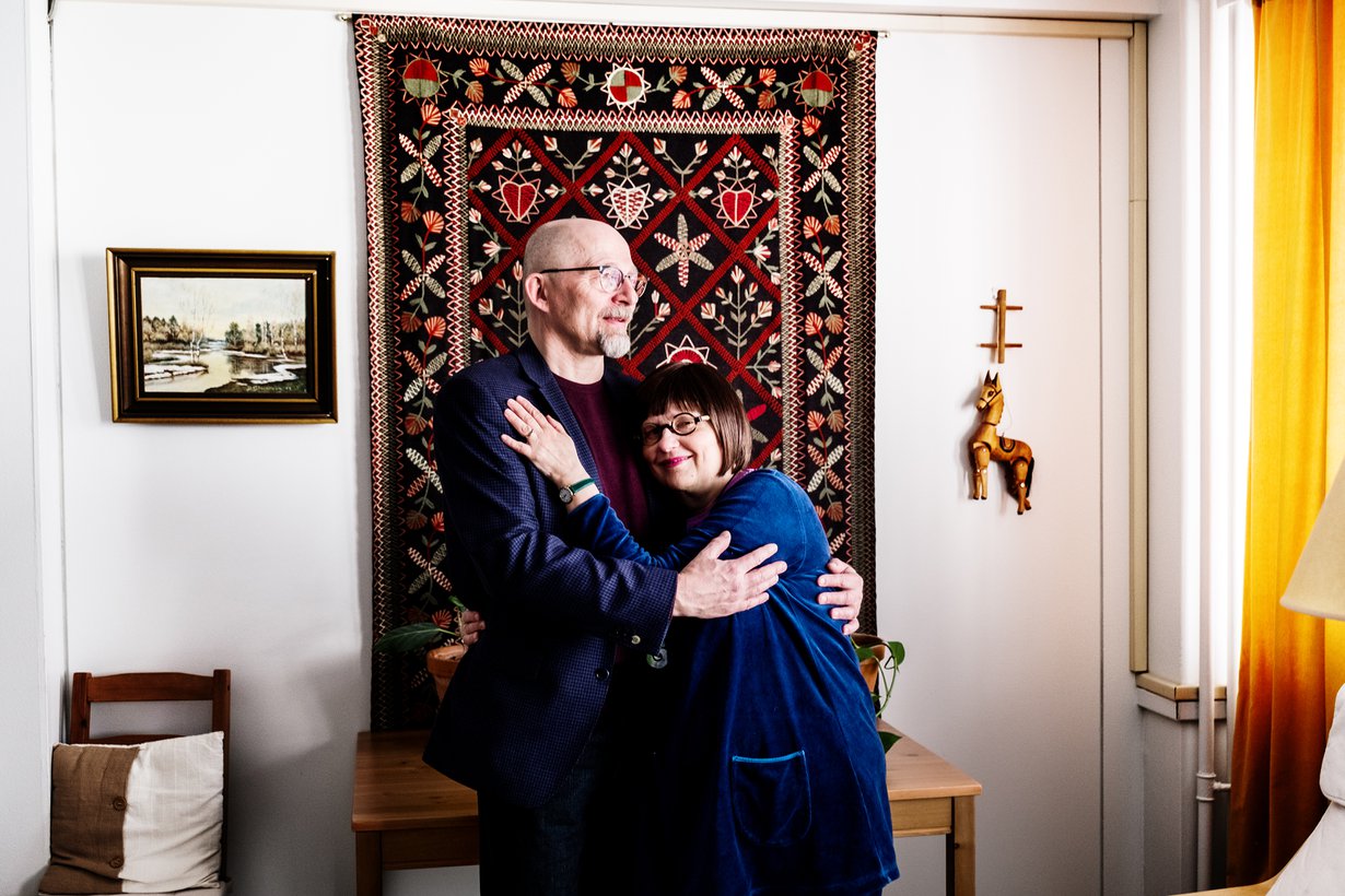 Huumorilla on tärkeä osa Jaanan ja Hannun arjessa.