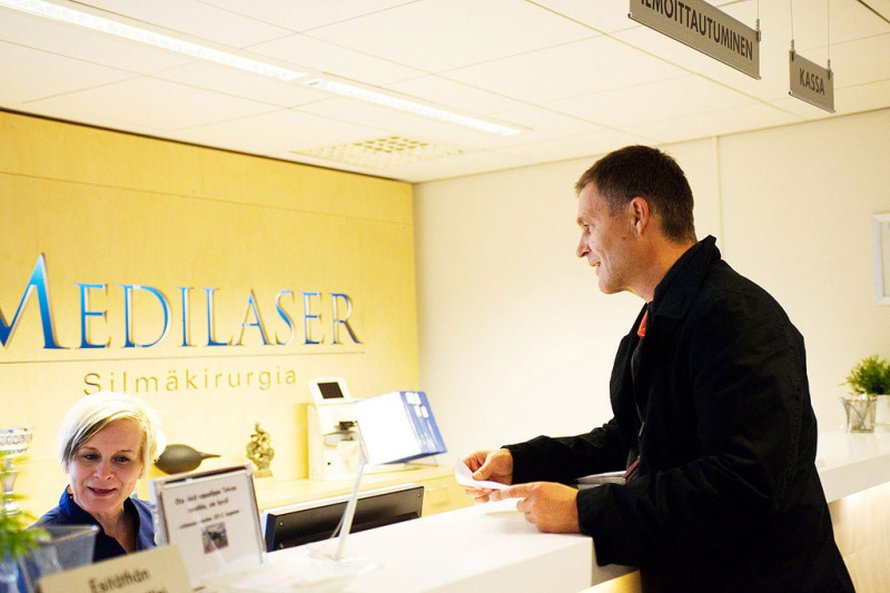 Medilaserin vastaanotolla Risto Laitilaa hieman j&auml;nnitt&auml;&auml;.