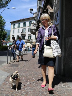 Kati ja Ginevra-mopsi.