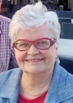 Arja Malkamäki on juuri 75-vuotispäiviään viettävä eläkeläinen  Helsingistä.