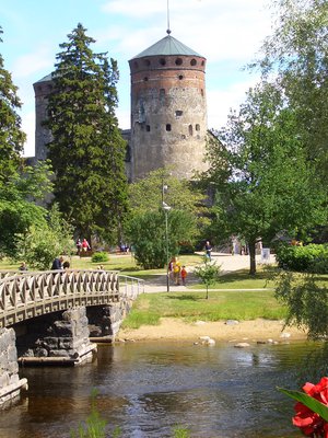 Olavinlinna on Savonlinnan ylpeys.