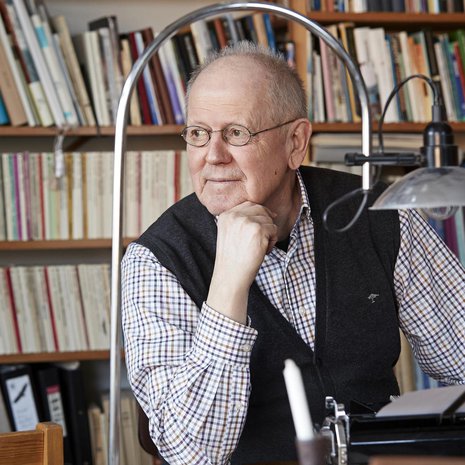 Antti Tuurin suvun historiasta on löytynyt hurjia kohtaloita.  – Jos nykyään sellaisia tapahtuisi, niin huudettaisiin kriisiapua.