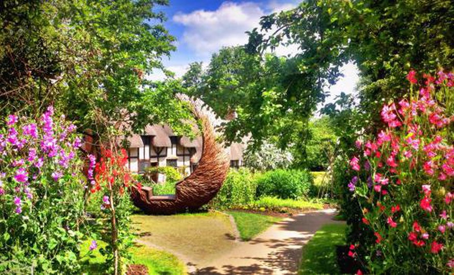 Shakespearen vaimo Anne piti kukista. Kuva Shakespeare birthplace trust.