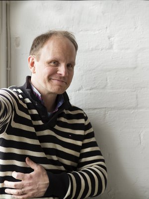 Thomas "Dome" Karukoski syntyi Kyproksella vuonna 1976. Karukosken uusin projekti on fantasiakirjailija J.R.R. Tolkienin elämästä kertova elokuva, joka on edennyt jälkituotantovaiheeseen. 