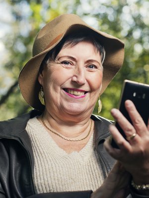 – Ensivaikutelmaan kannattaa luottaa, Anne Grönroos on oppinut.